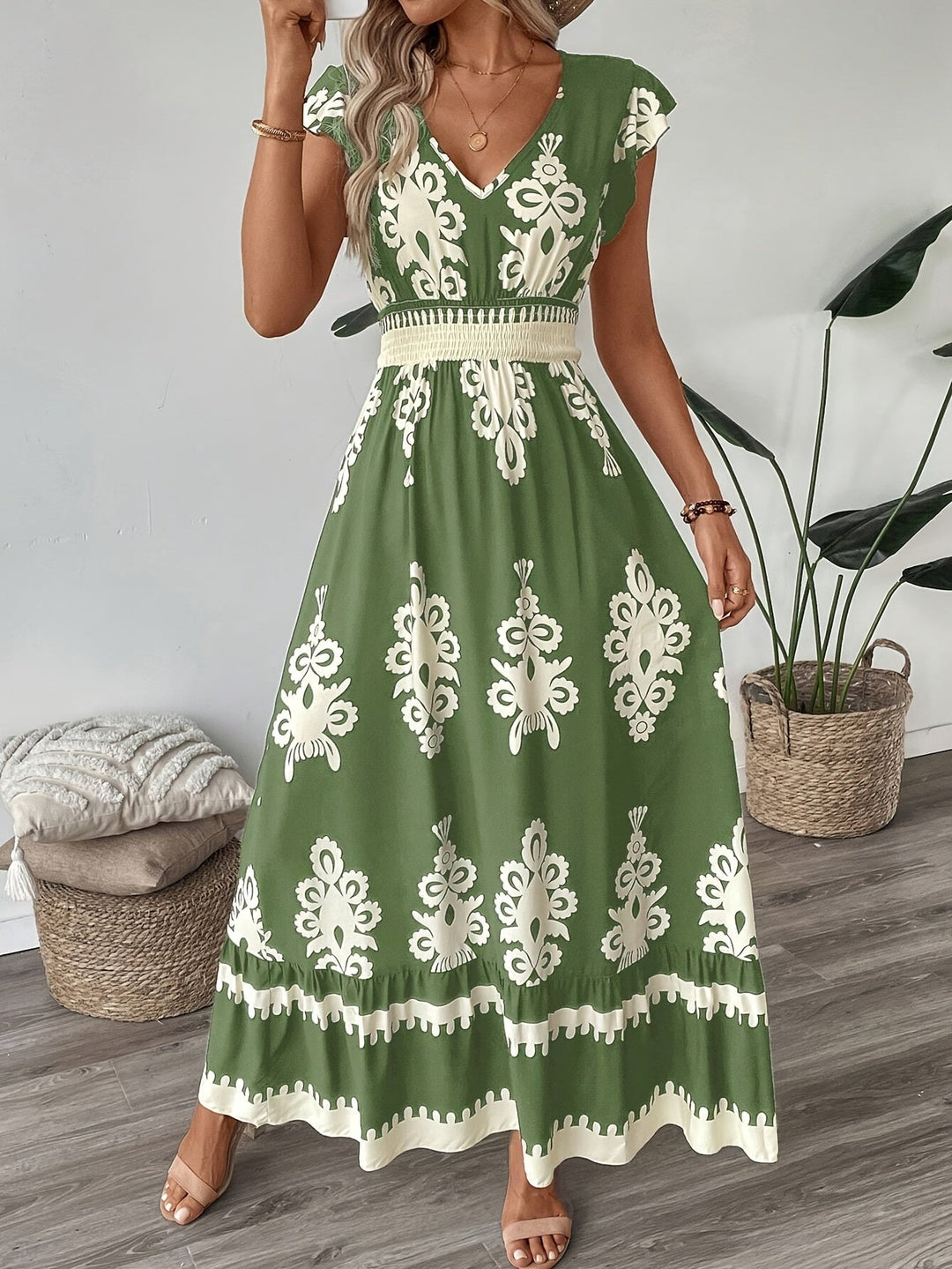 Botanical Breeze Maxi Dress With V-Neck 
