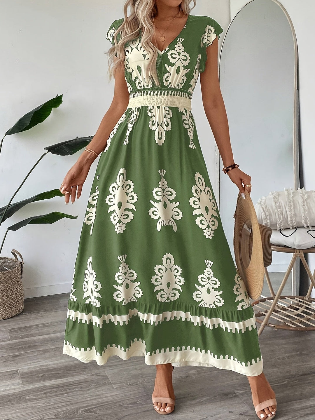 Botanical Breeze Maxi Dress With V-Neck 