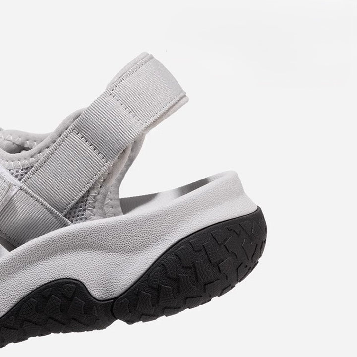 Comfortable adjustable fabric sandals