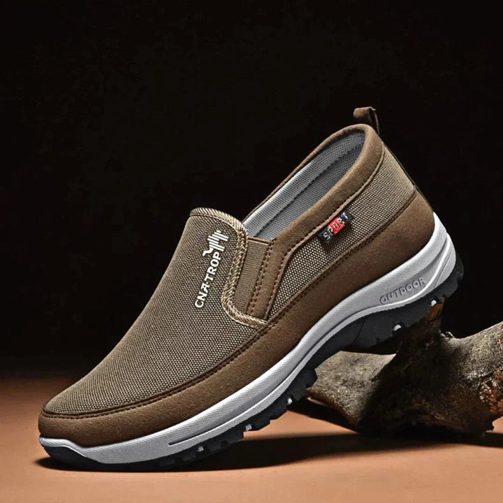 Men’s Mesh Breathable Slip-On Sneakers