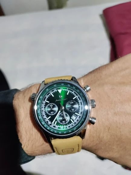 Men Leather Chronograph Watch