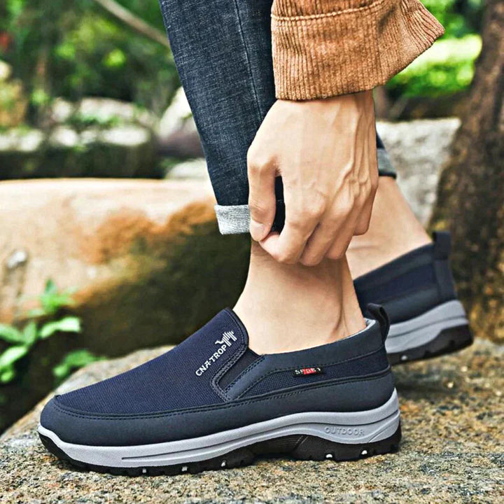 Men’s Mesh Breathable Slip-On Sneakers