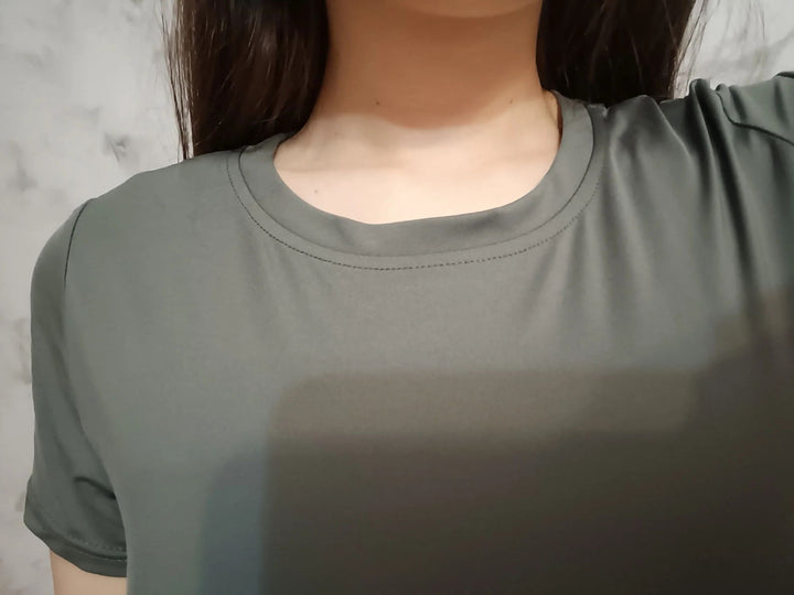  Women Short-Sleeve Skinny Knit Top
