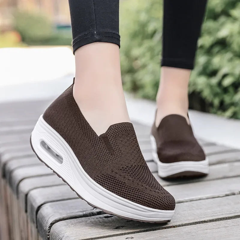 Women's Lightweight Mesh Slip-On Shoes