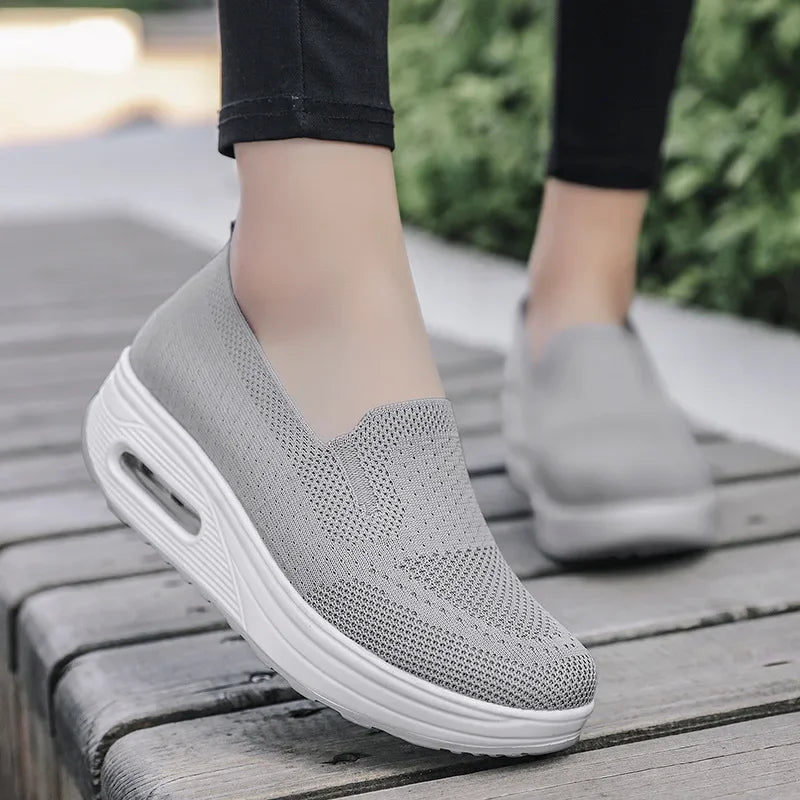 Women's Lightweight Mesh Slip-On Shoes