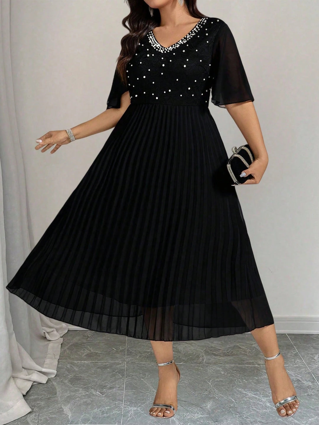 Elegant Faux Pearl Pleated Midi Dress