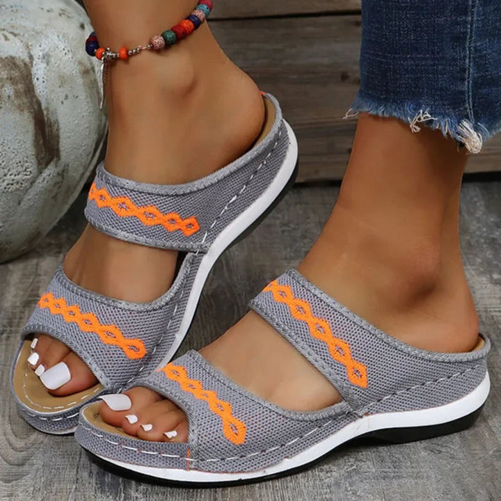 Women's Embroidered Thick Sole Sandals